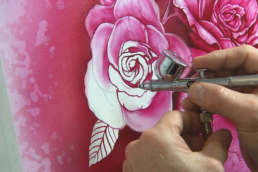 Paintbrushes and Airbrushes for Art