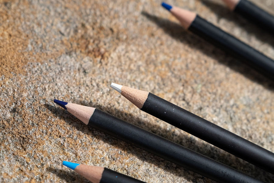 artist grade colored pencils